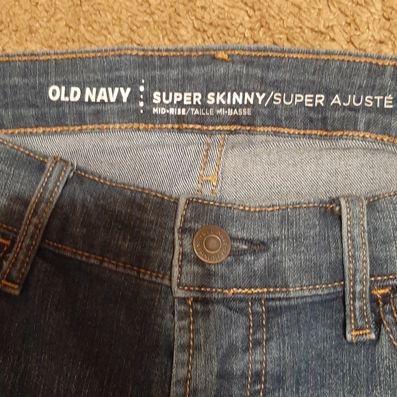 Old navy Jeans BUNDLE ONLY - Picture 2 of 3